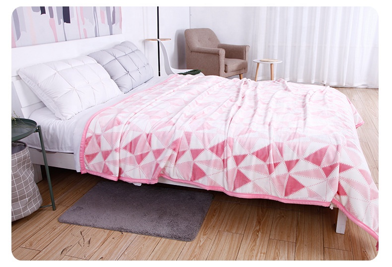 Factory wholesale Travel Toiletry Bag -
Christmas Gifts Coral Fleece Geometric Flannel Children’S Blanket Air Conditioning Blanket Nap Blanket for Bed or Couch – V-FOX detail pictures