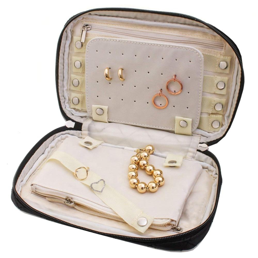Pogranda Quilted Nigra Mola Padded Jewelry Organizer Bag Kazo Vojaĝi Jewelry Rulo Saketo kun kupeoj kaj Koliero