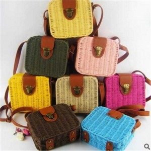 Dames Pragtige Candy Kleur Square Rattan Sak Vroue klink Weave strooi sakke Skouer & Crossbody Sakke